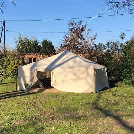 Les Du Vigne Luxury tent *